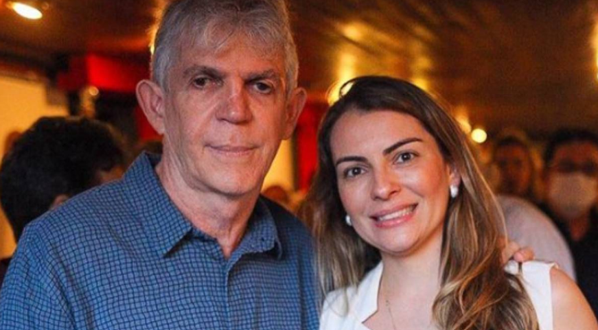 Esposa de Ricardo Coutinho, Amanda Rodrigues é nomeada para cargo no Governo Lula