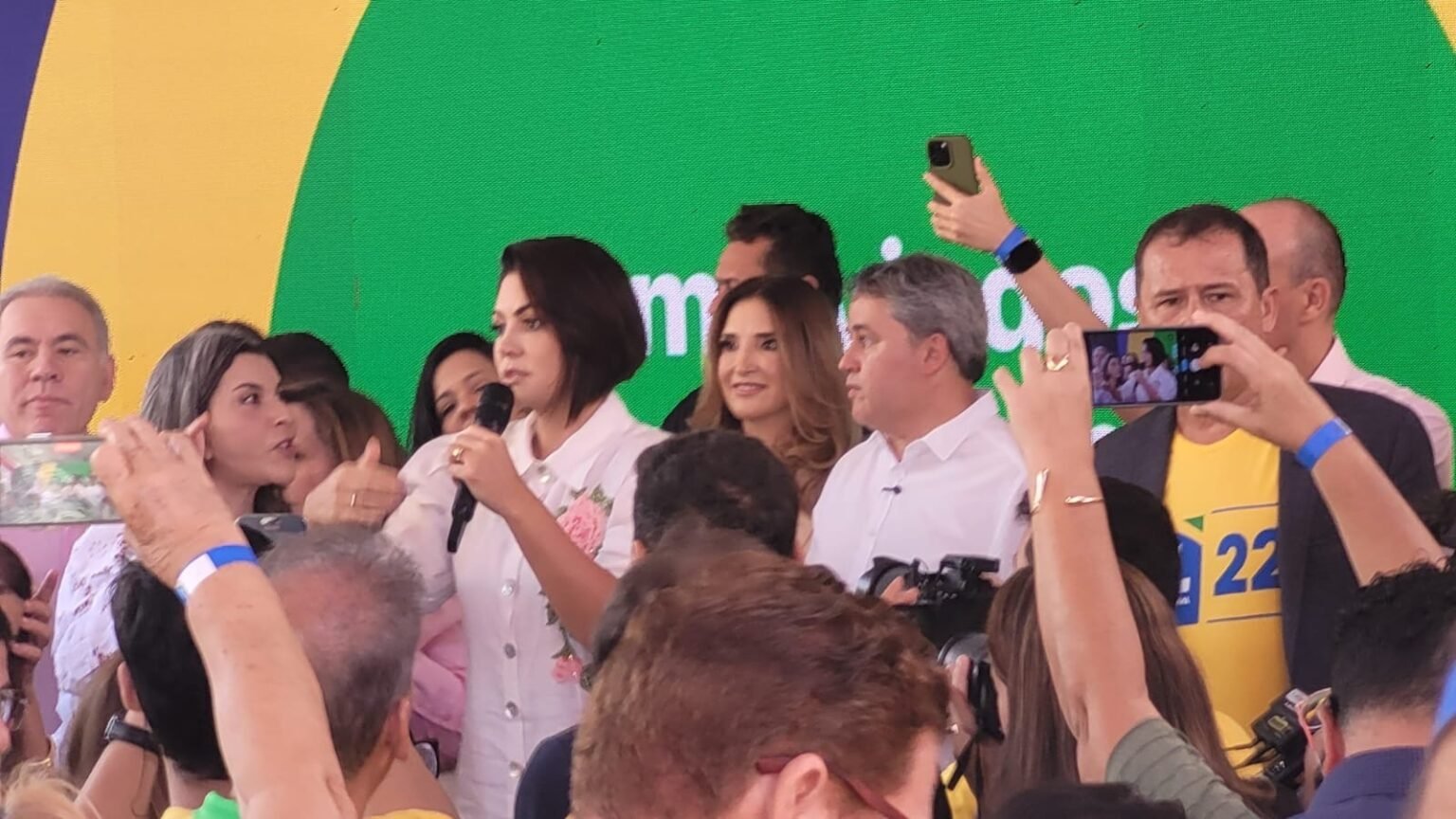 Na PB, Michelle anuncia Efraim como candidato ao governo e Marcelo Queiroga para o Senado
