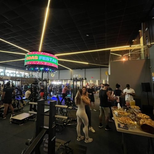 Massai firma parceria com a LetsVibe Academia e leva campanha de verão ao Bessa