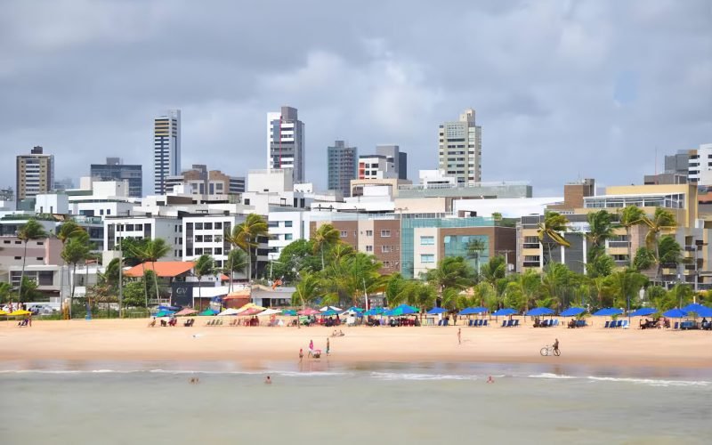 Paraíba apresenta apenas dois trechos de praias impróprios para banho; confira