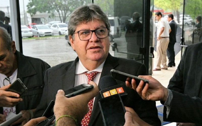 João determina abertura de investigação para apurar denúncia de Ruy Carneiro sobre facções