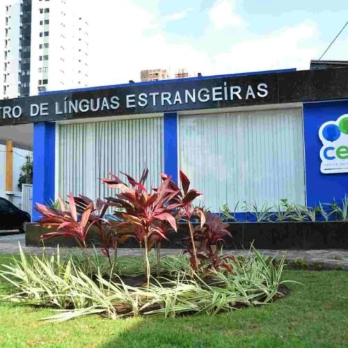 Inscrições em 700 vagas para cursos gratuitos de idiomas acontecem neste sábado