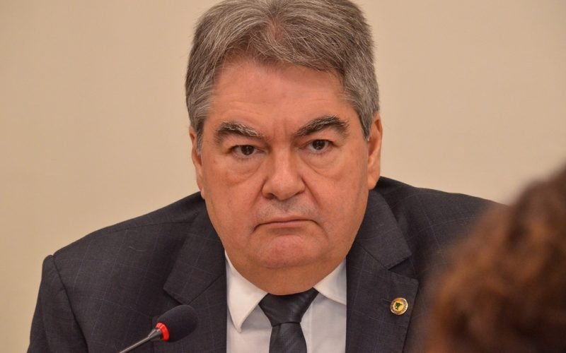 Rodízio de lideranças: Lindolfo Pires é exonerado do governo e assume temporariamente na ALPB