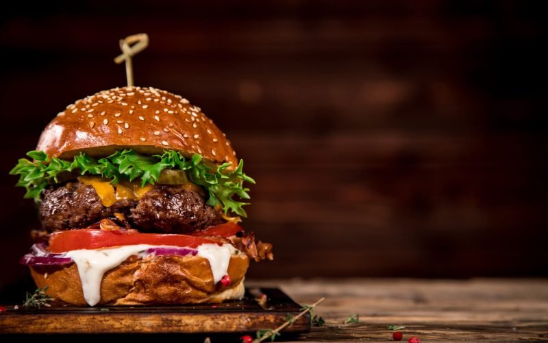 João Pessoa emplaca 3º melhor hambúrguer do Brasil em ranking nacional