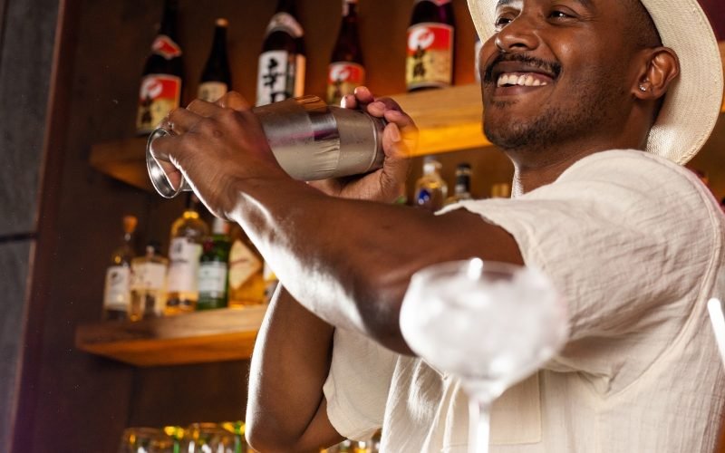 Dia da Cachaça: bebida supera preconceitos e movimenta mercado milionário na Paraíba e no Brasil