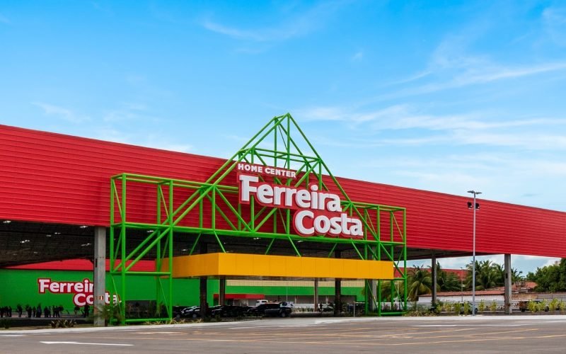 Ferreira Costa lança superpromoção com descontos de até 60% em todas as lojas