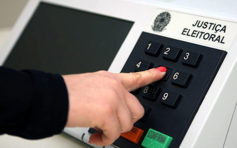 Cícero Lucena e Lucas Ribeiro lideram corrida ao Governo da Paraíba em 2026, aponta pesquisa