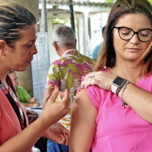 Vacina contra Influenza é realizada até as 21 horas nos pontos extras na Capital 