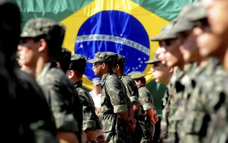 Lula autoriza o uso das Forças Armadas nas eleições ‘para a garantia da votação e apuração’