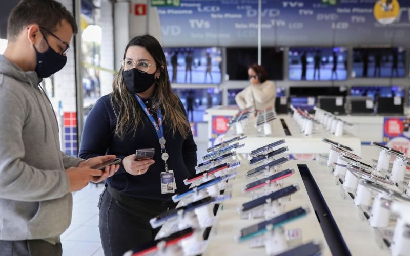 Varejo da Paraíba cresce 19,6% e tem maior expansão do País, revela IBGE