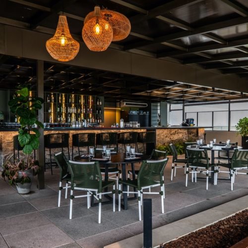 Sea Rooftop, no Bessa, divulga programação musical da semana com atrações ao vivo em João Pessoa