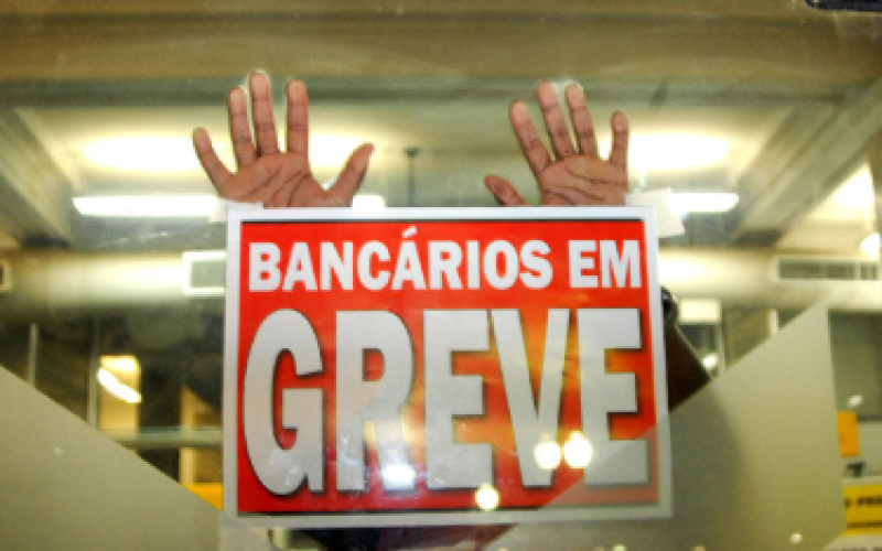 Bancários podem entrar em greve a partir da próxima terça-feira em todo o país