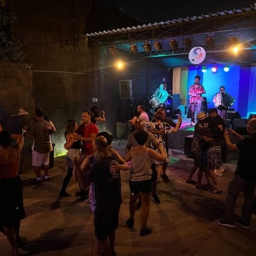 Forró no Centro anuncia programação de dezembro no Caravela Cultural com música ao vivo e tradição
