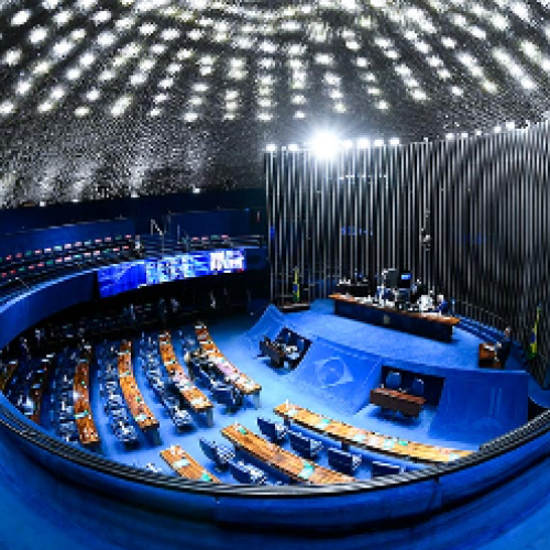 Senado Federal aprova PEC que torna crime porte e posse de qualquer quantidade de drogas