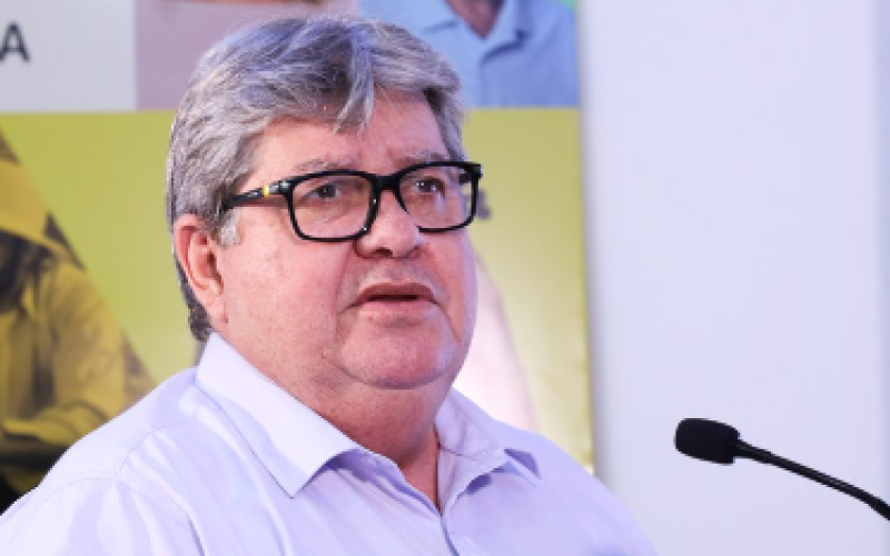 Governador anuncia pagamento dos salários de abril dos servidores estaduais; veja as datas