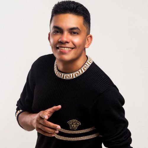 Compositor de ‘Casca de Bala’ afirma que se arrependeu de ter vendido hit para Thullio Milionário