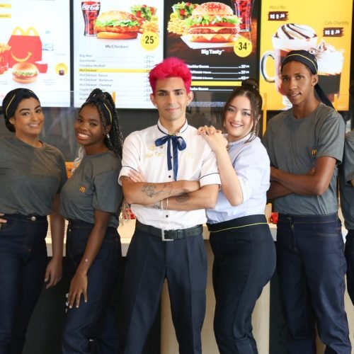 Cursos de férias: McDonald’s oferece capacitação online e gratuita sobre habilidades de comunicação