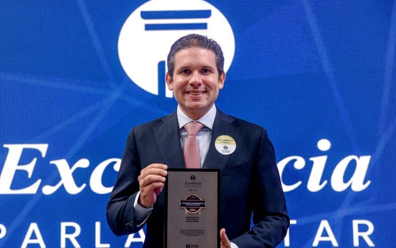 Ranking dos Políticos classifica Hugo Motta como o melhor parlamentar da Paraíba em 2024