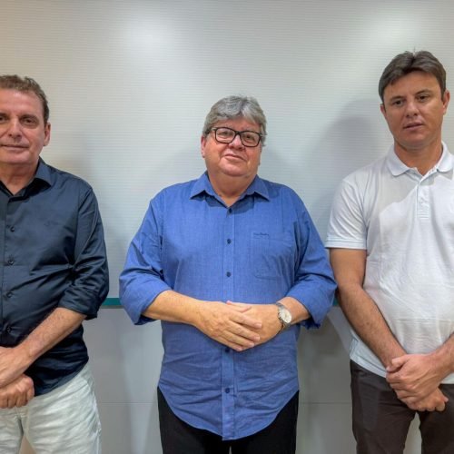 Prefeito de Areia de Baraúnas se filia ao PSB em evento com presença do governador João Azevêdo