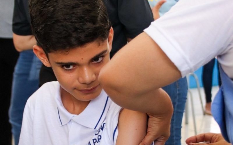 Governo da PB realiza Semana Estadual de Saúde na Escola para incentivar vacinação e prevenção da dengue