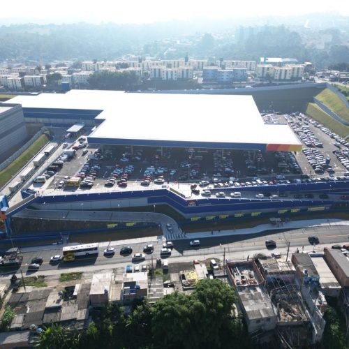 Assaí avança em eficiência, reduz dívida e supera R$ 80 BI em faturamento em 2024