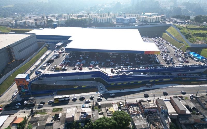 Assaí avança em eficiência, reduz dívida e supera R$ 80 BI em faturamento em 2024
