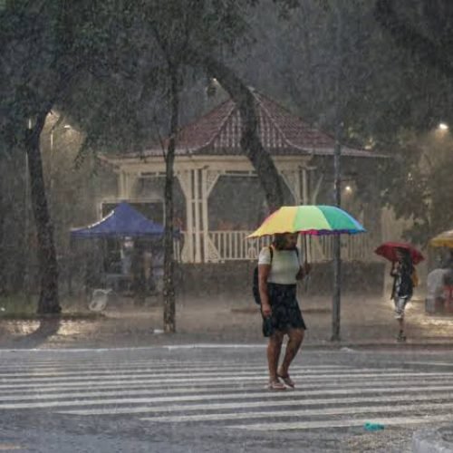 Inmet emite novo alerta de chuvas intensas para 222 municípios da Paraíba