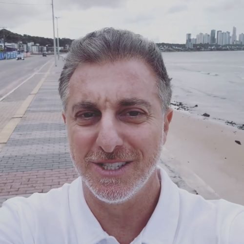 Luciano Huck desembarca em João Pessoa e grava matéria especial para o Domingão