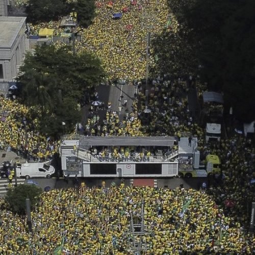 Ato de Bolsonaro na Paulista teve apoio de 185 mil pessoas, diz levantamento da USP