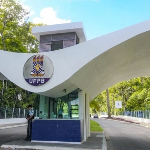 Universidade Federal da Paraíba divulga edital de seleção com 1.100 vagas em cursos de graduação EaD