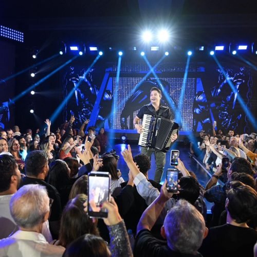 Uma década de forró e gratidão: Fabiano Guimarães vive noite inesquecível em Campina Grande