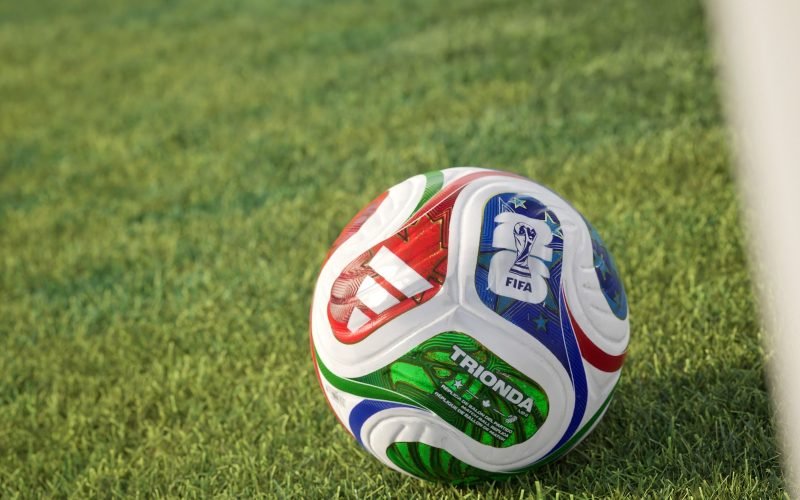 Promoção exclusiva para clientes Meu Méqui pode levar fãs à final da Copa do Mundo da FIFA 2026