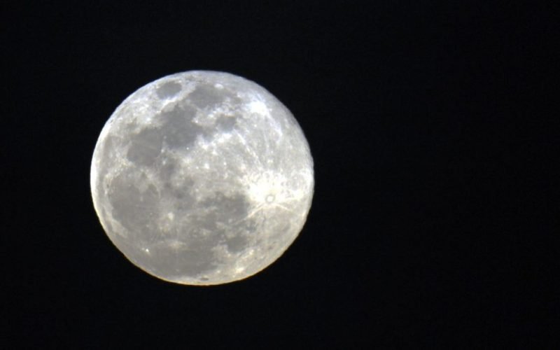 Primeira Superlua de 2024 acontece nesta segunda-feira; saiba como ver
