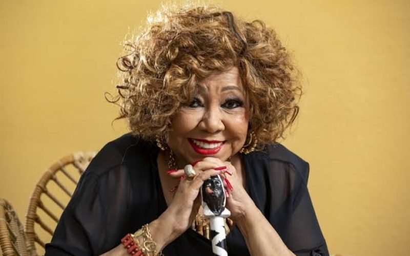 Alcione fará show na Capital em turnê de comemoração aos 50 anos de carreira