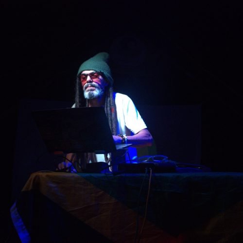 Quinta Reggae recebe Radiola Jamaicana nesta quinta com noite de reggae e sound system