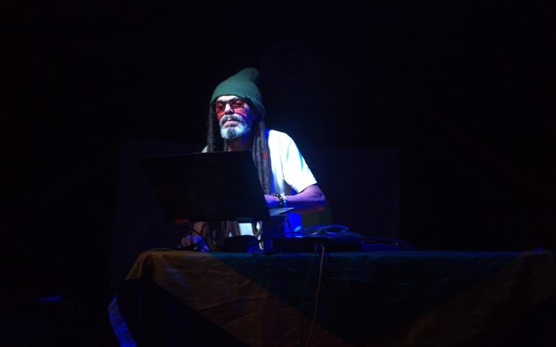 Quinta Reggae recebe Radiola Jamaicana nesta quinta com noite de reggae e sound system