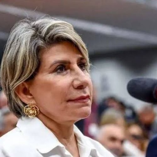Edna Henrique oficializa pré-candidatura a prefeita de Monteiro durante entrevista na imprensa
