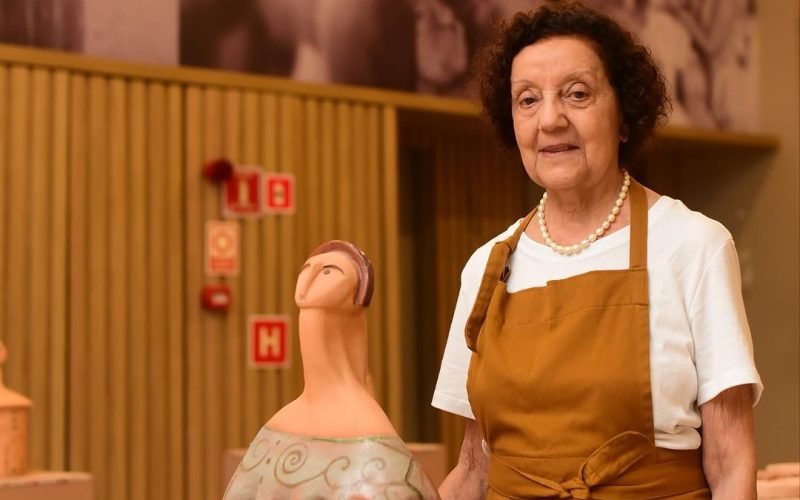 Espaço Arte Brasil abre nova temporada de exposições com “Amorcracia” de Maria dos Mares