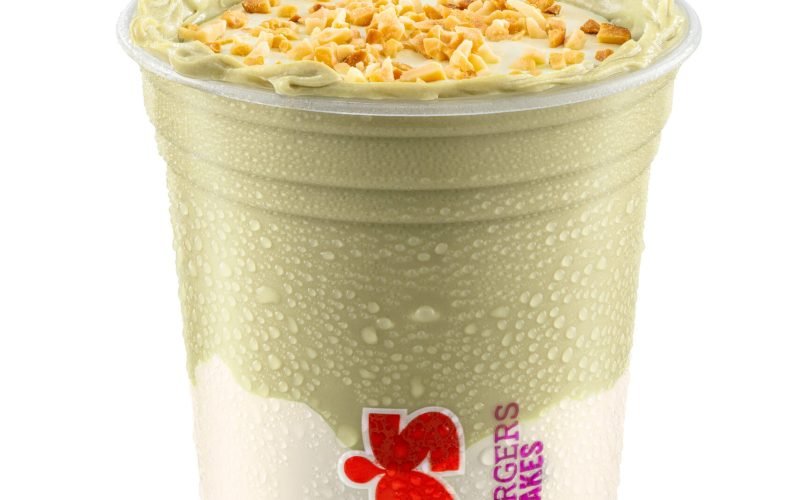Inspiradas em sobremesas de sucesso, Bob’s lança Colherudo Shake Pistache e Bob’s Max Pistache