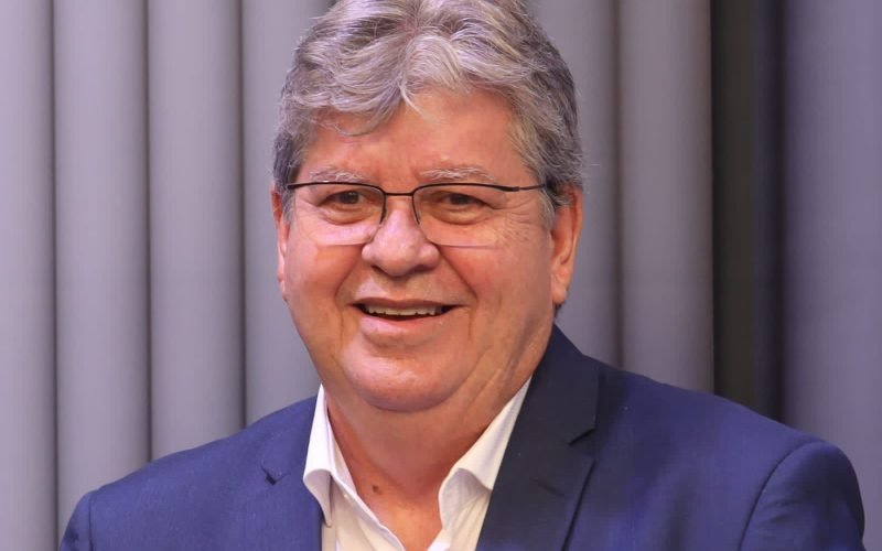 Por unanimidade, Tribunal de Contas do Estado aprova contas de João Azevêdo relativas a 2022