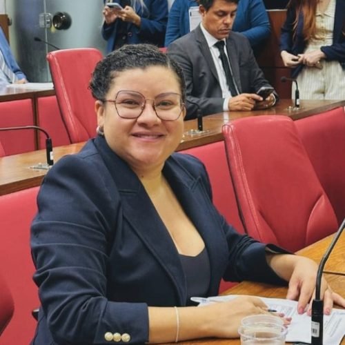 Vereadora Jailma deixa base de Cícero e anuncia alinhamento à oposição na CMJP