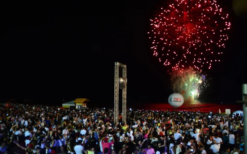 Réveillon de João Pessoa terá queima de fogos silenciosos; prefeitura orienta população