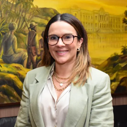 Advogada Anna Carla Lopes será empossada como desembargadora do TJPB nesta terça