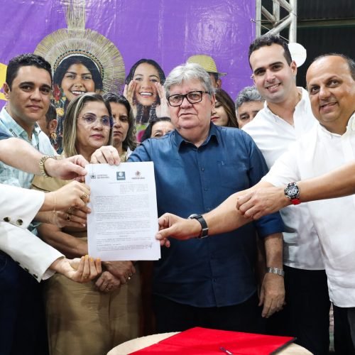 ODE 2024: João Azevêdo entrega e autoriza novas obras e ouve prioridades da população de Princesa Isabel e região