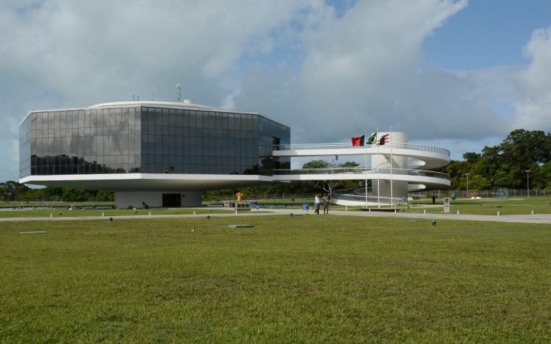 Estação Cabo Branco abre exposições de aquarela em abril com participação de artistas internacionais