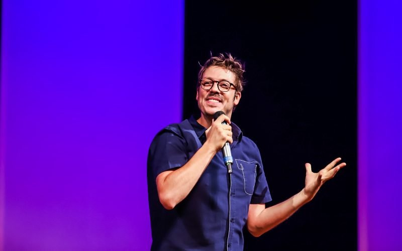 Fábio Porchat: “O Nordeste sempre me recebeu muito bem. Estou animado para voltar a Campina Grande”