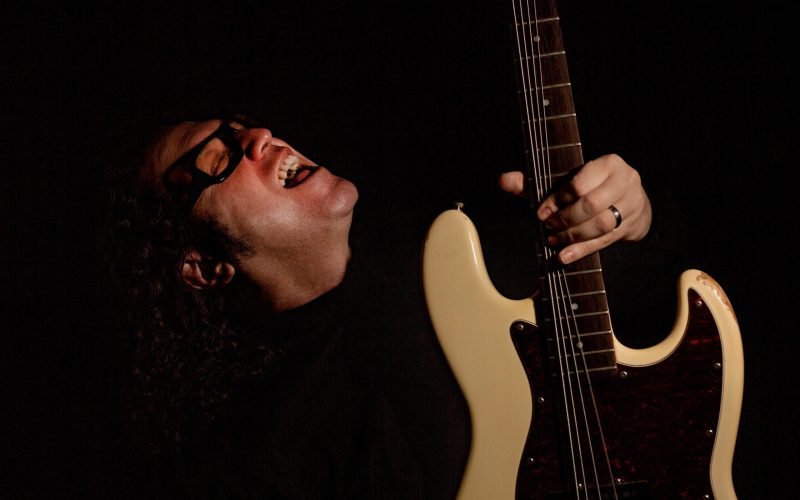 Fernando Nunes apresenta novo single em show no Loca Como Tu Madre, no dia 21