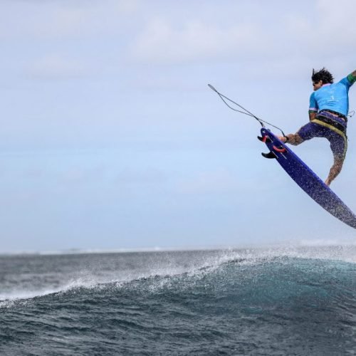 Gabriel Medina garante bronze para o Brasil no surfe masculino