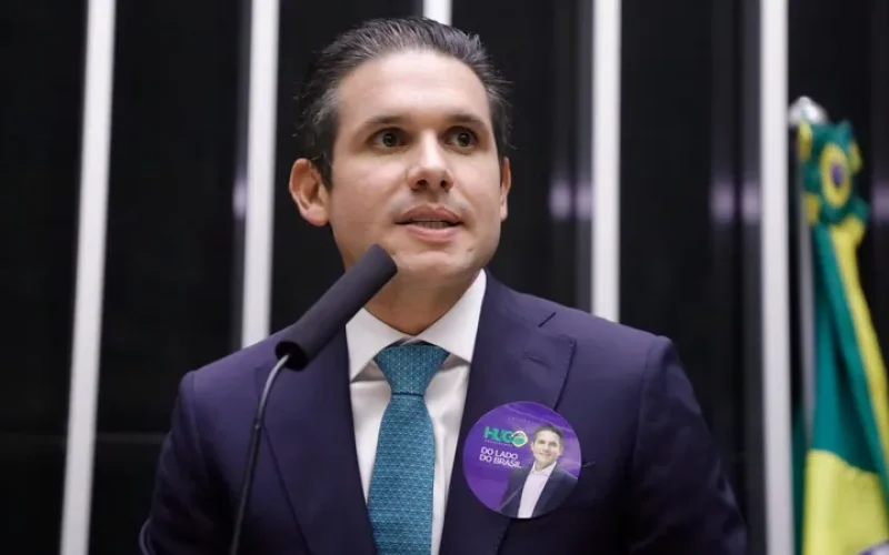 Hugo Motta cumpre primeira agenda pública na PB após assumir presidência da Câmara