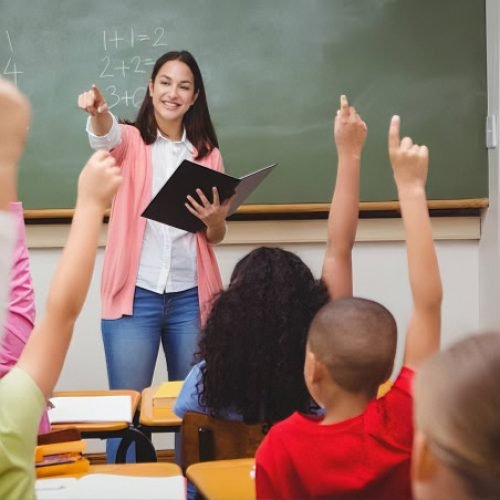 Governo da PB lança edital com mais de 440 vagas para professores bolsistas do Brasil Alfabetizado